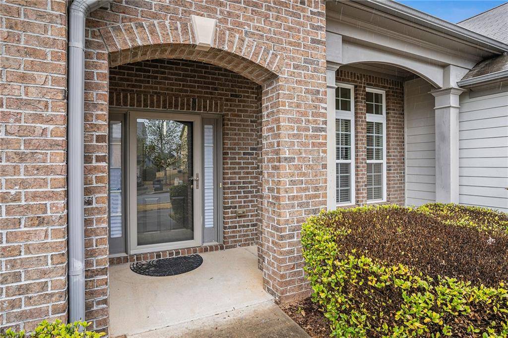 Atlanta, GA 30331,825 STONEHAVEN RD SW