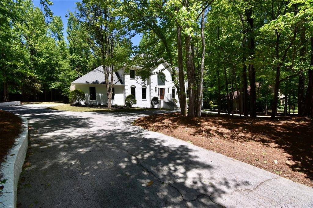 Atlanta, GA 30350,5000 WILLOW BLUFF DR