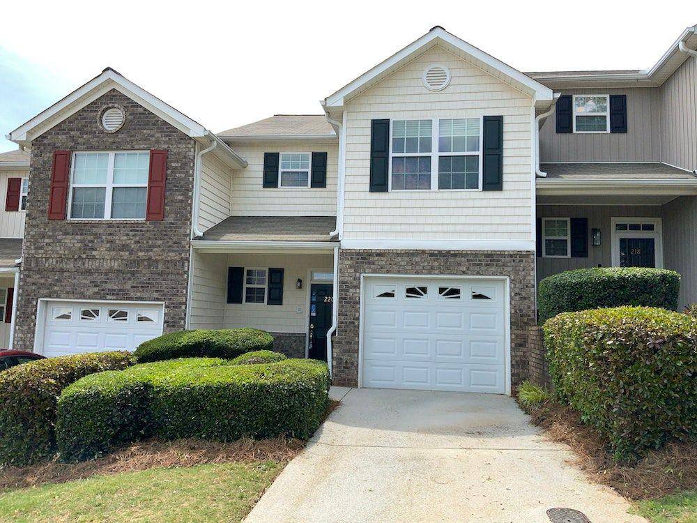 Acworth, GA 30102,220 DERBY CT