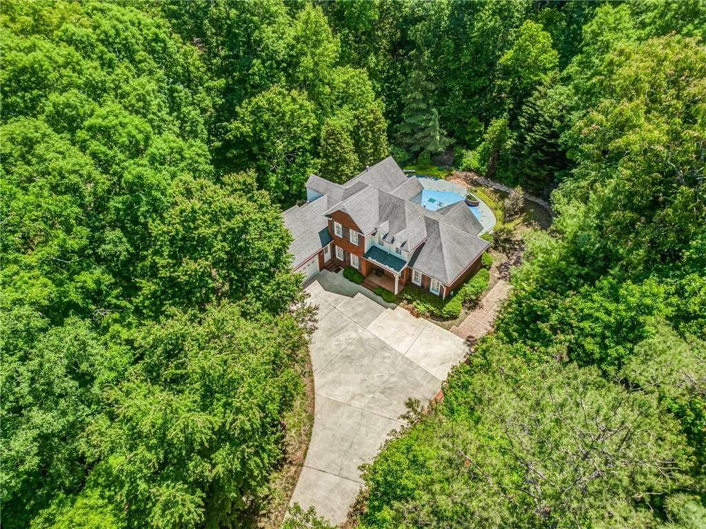 Ellijay, GA 30536,130 Stegall DR