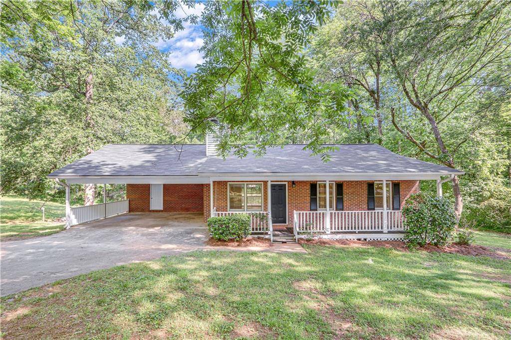 Lula, GA 30554,6009 Chattahoochee ST