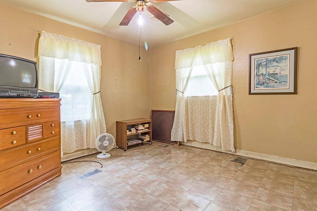 Warner Robins, GA 31093,210 Crescent DR