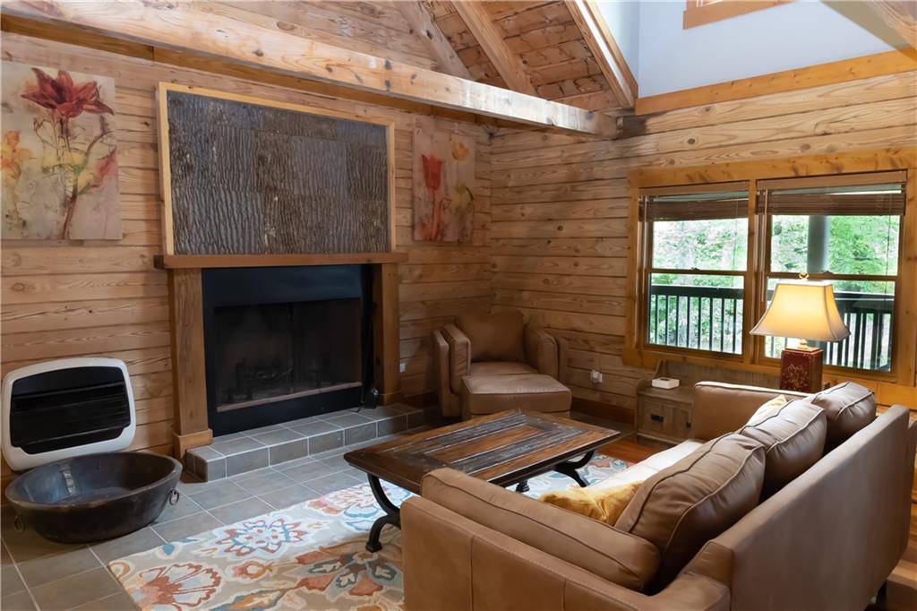 Blue Ridge, GA 30513,15 Mount Laurel Way