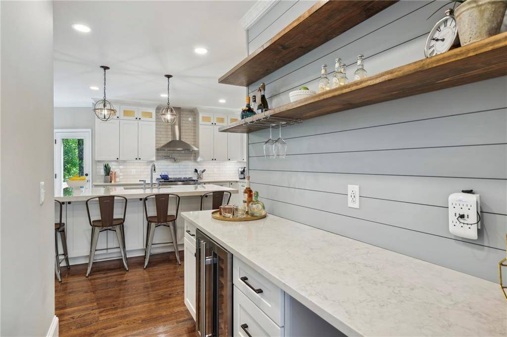 Atlanta, GA 30328,280 Cameron Ridge DR