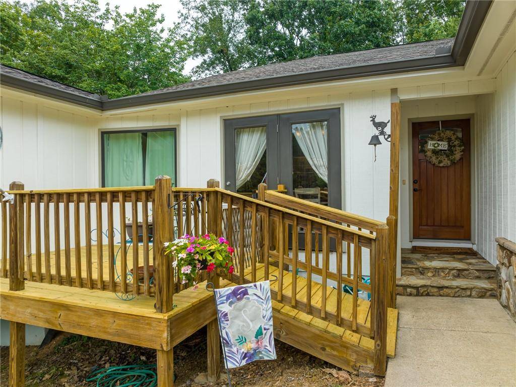 Waleska, GA 30183,138 Lakeside DR
