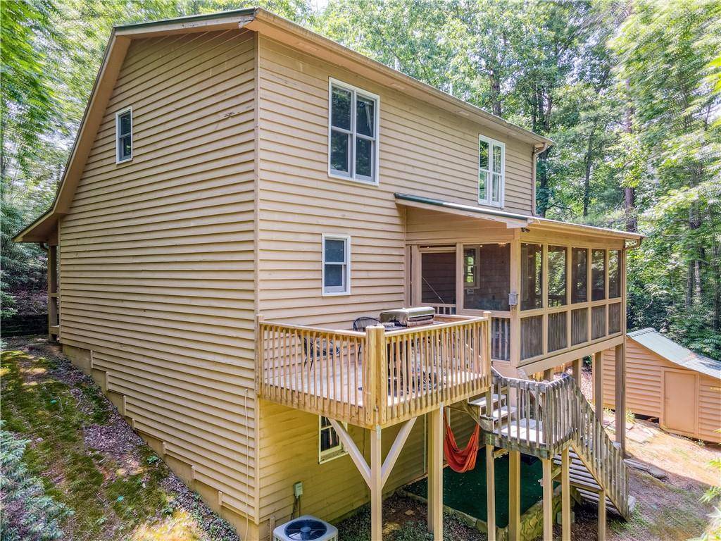 Ellijay, GA 30536,276 Pine Ridge RD