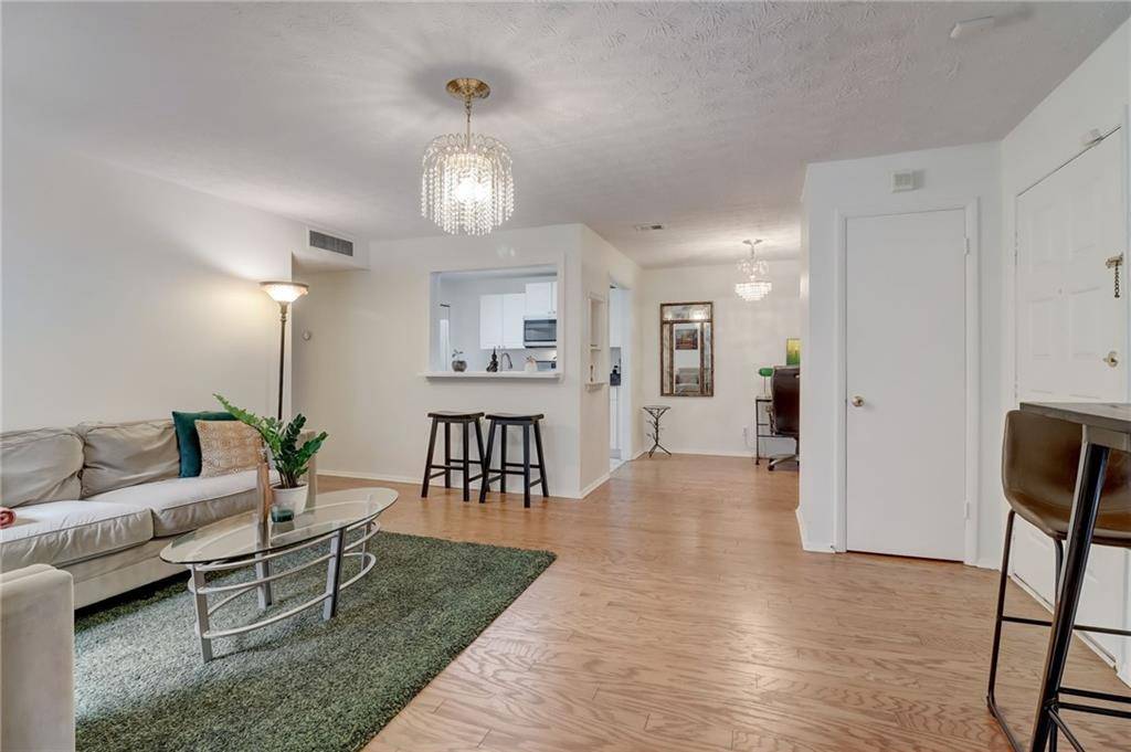 Atlanta, GA 30324,305 Summit North DR NE #305