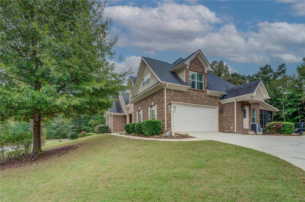 Loganville, GA 30052,1591 Holly Ridge DR