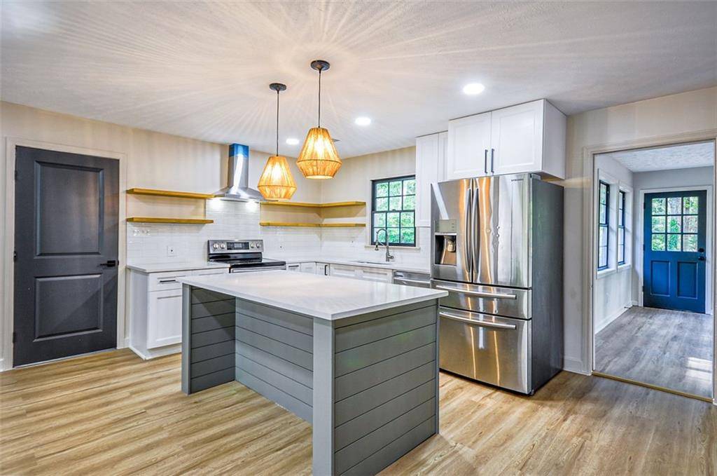 Lilburn, GA 30047,1208 GOLDEN CIR SW