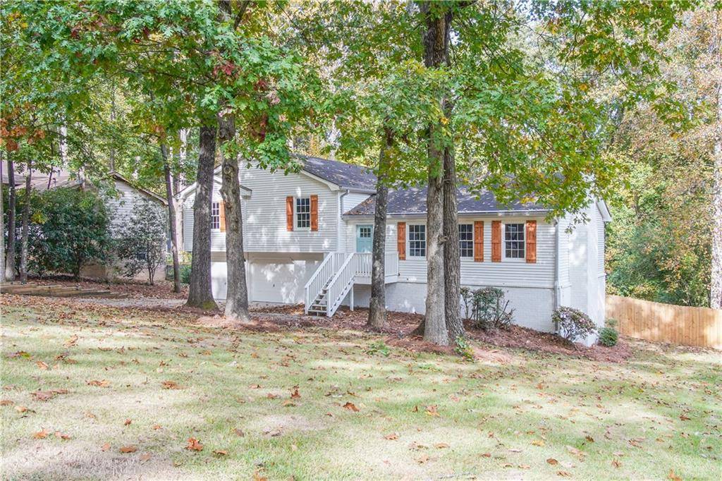Lilburn, GA 30047,887 Chartley DR SW