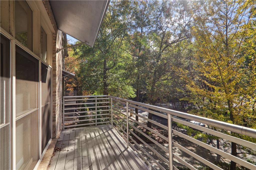 Brookhaven, GA 30319,1332 Fernwood CIR NE