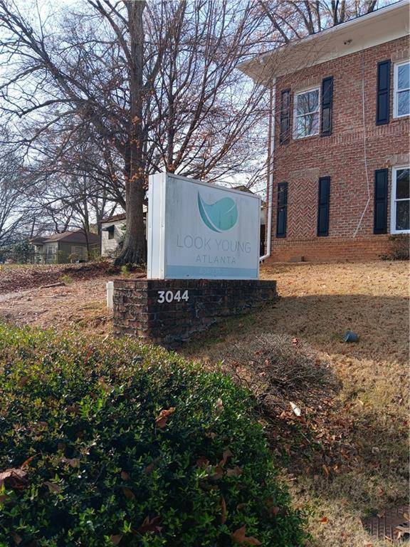 Chamblee, GA 30341,3044 Shallowford RD NE