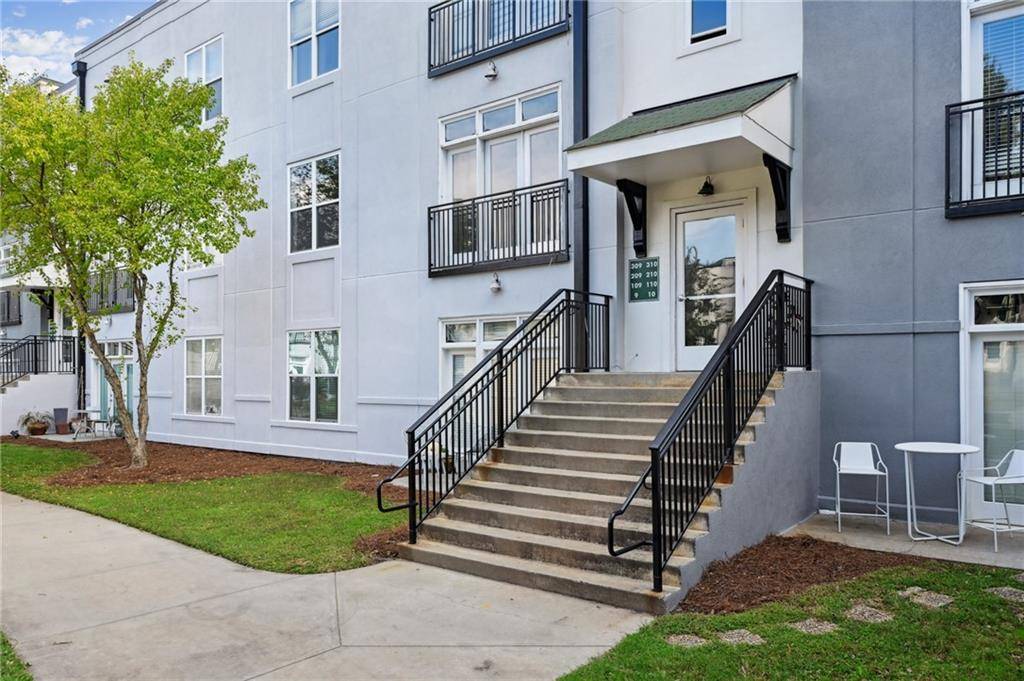 Atlanta, GA 30312,502 Pryor ST SW #209