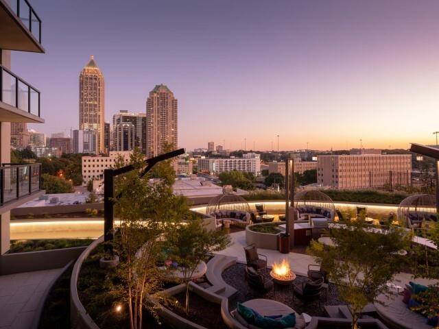 Atlanta, GA 30309,1400 W Peachtree ST NW #S2