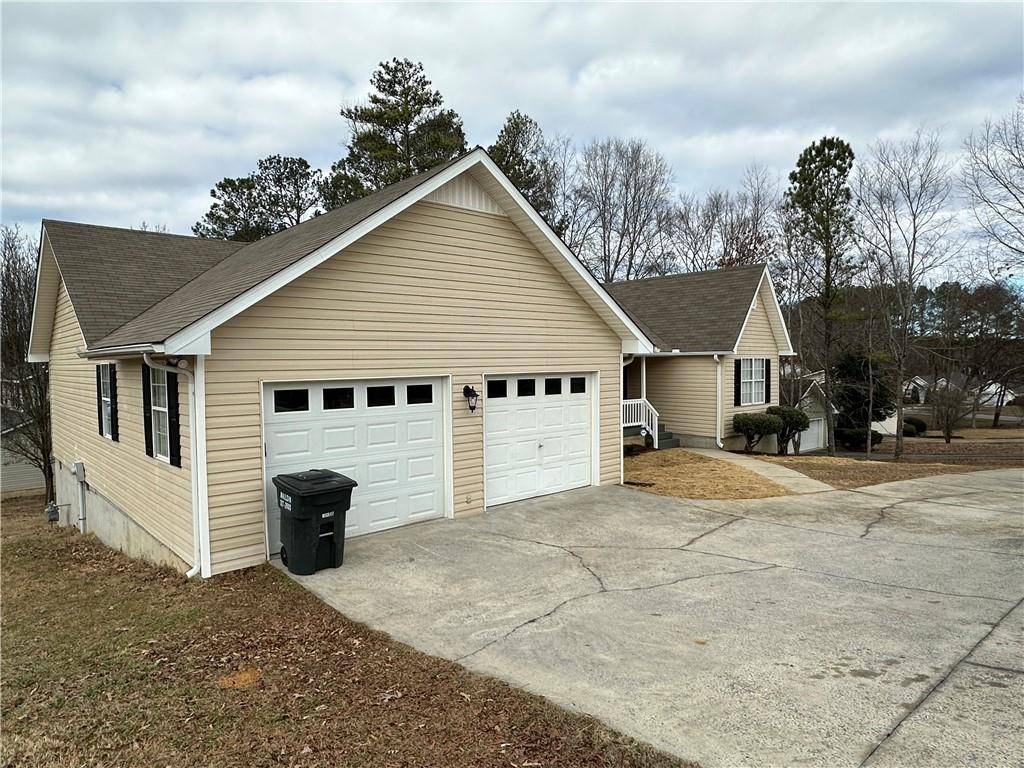 Calhoun, GA 30701,398 Wildwood CIR