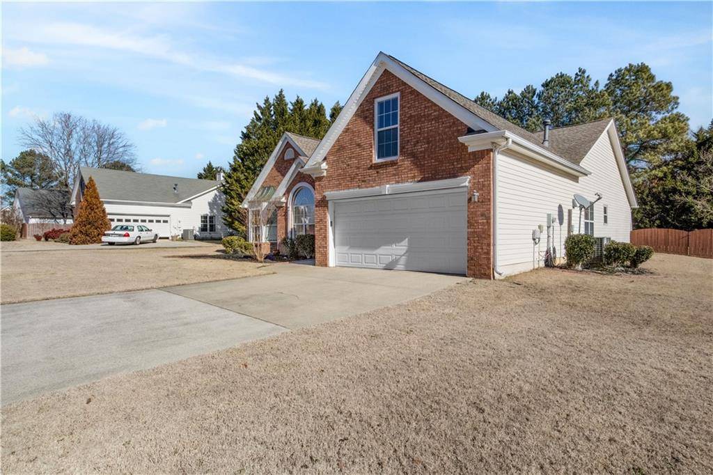 Dacula, GA 30019,959 Autumn Glen WAY