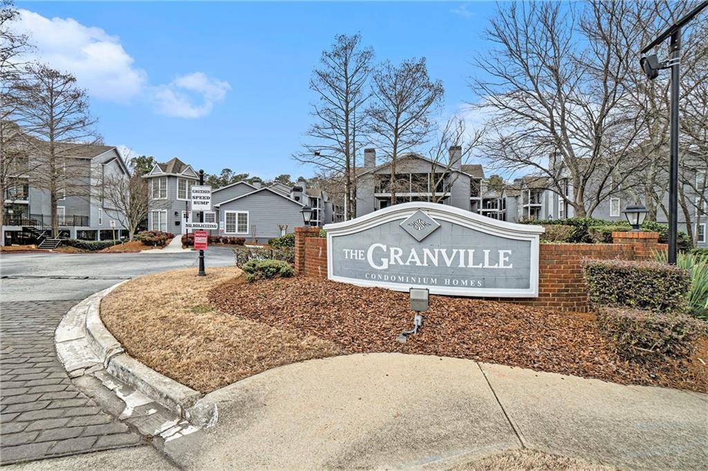 Sandy Springs, GA 30328,216 Granville CT