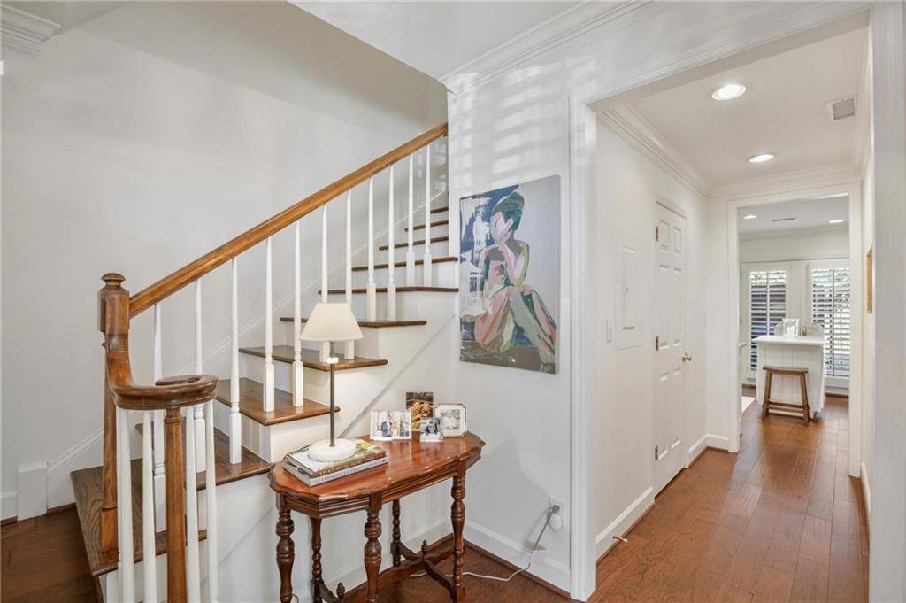 Atlanta, GA 30327,27 Howell Mill Plantation NW