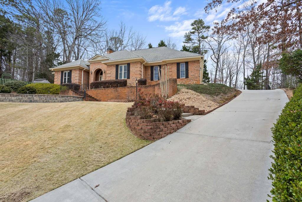 Peachtree City, GA 30269,415 Henredon HL