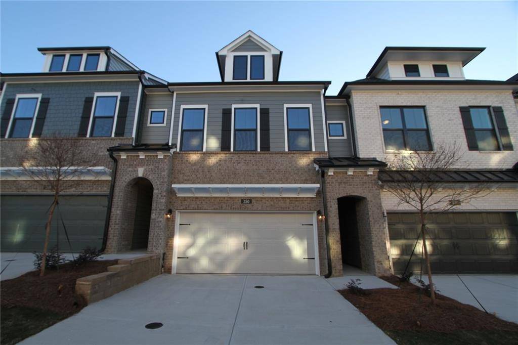 Alpharetta, GA 30076,350 Walker Avenue DR #16