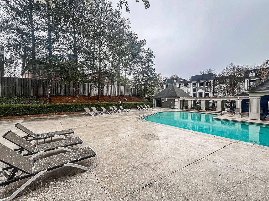 Atlanta, GA 30324,2657 Lenox RD NE #211