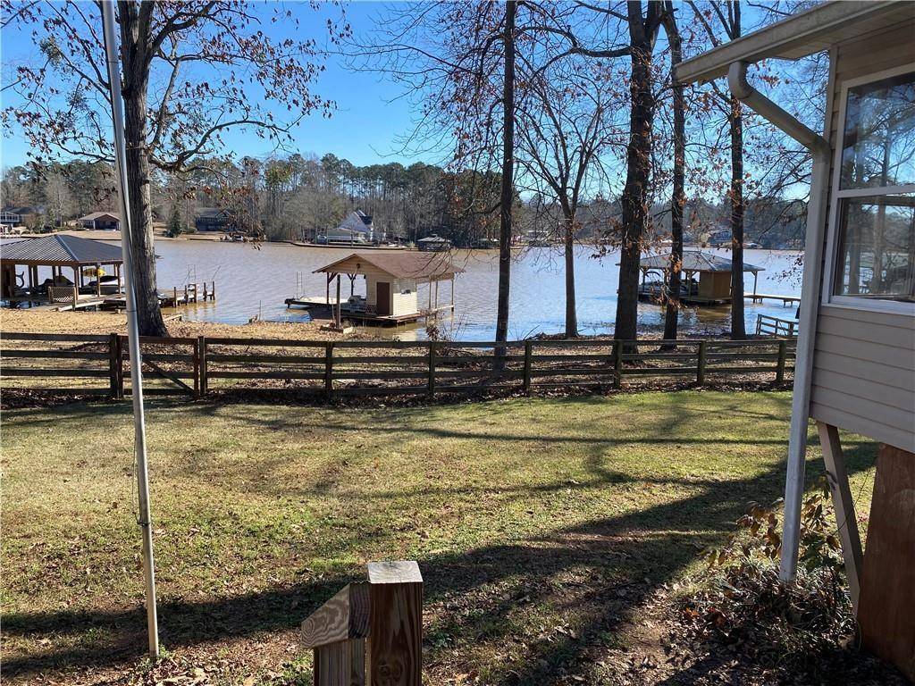 Eatonton, GA 31024,340 Possum Point DR