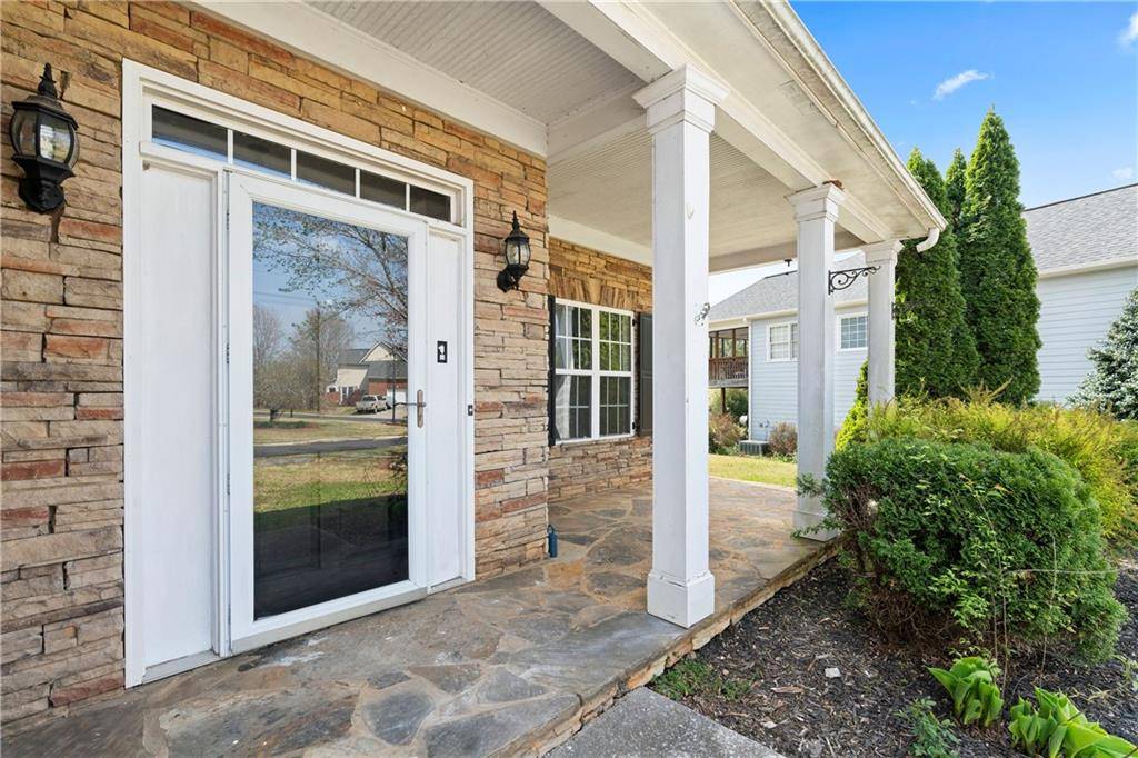 Cartersville, GA 30120,21 Colonial CIR