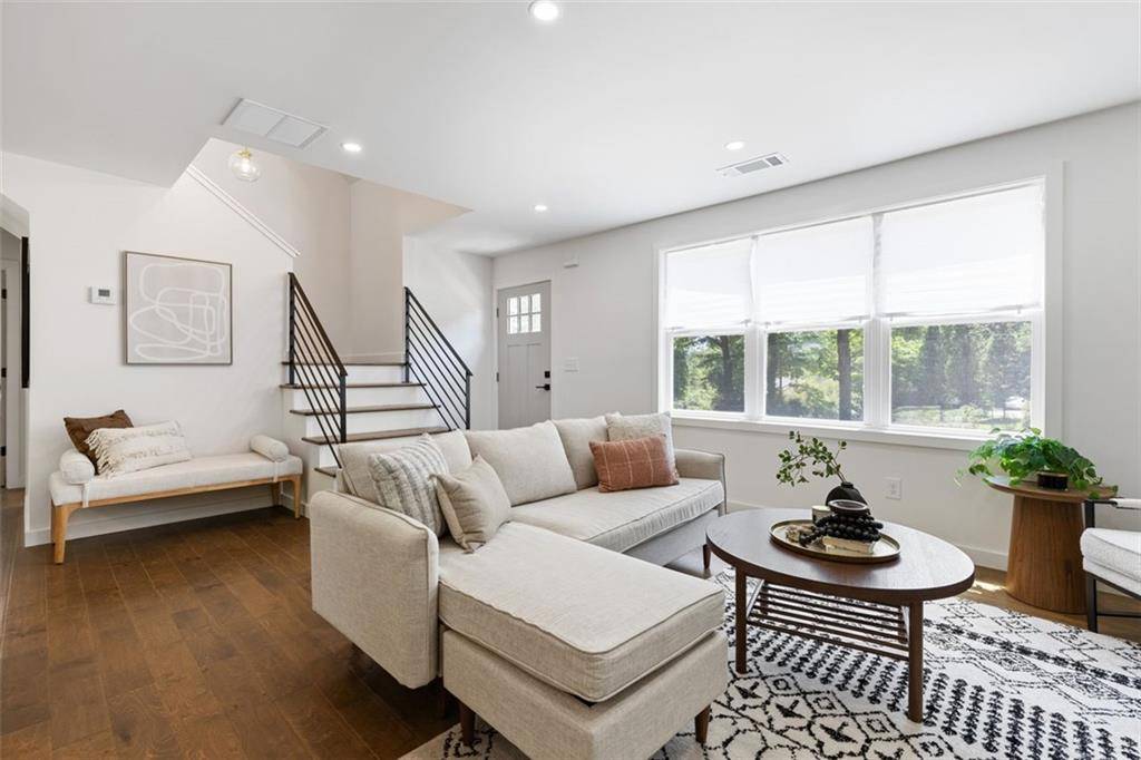 Decatur, GA 30032,2032 MCAFEE RD