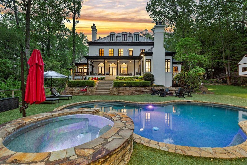 Atlanta, GA 30305,3860 Northside DR NW