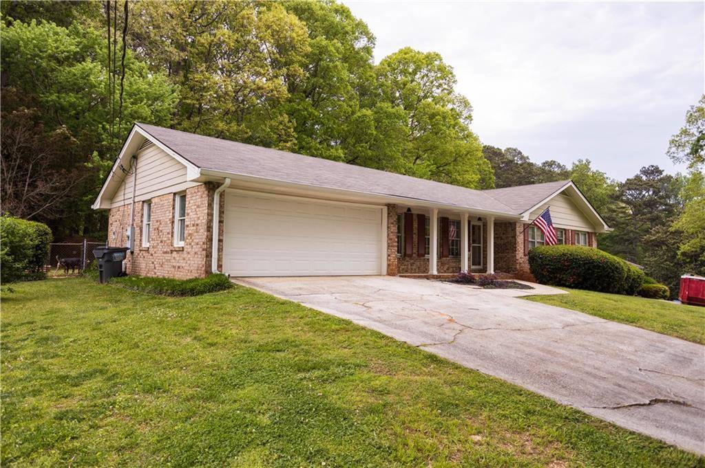 Stone Mountain, GA 30087,2216 Colonial Oak WAY