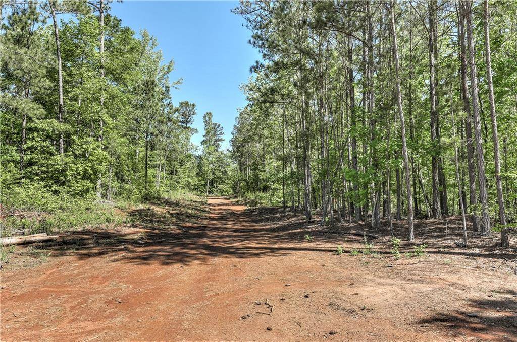 Canton, GA 30114,932 Land RD