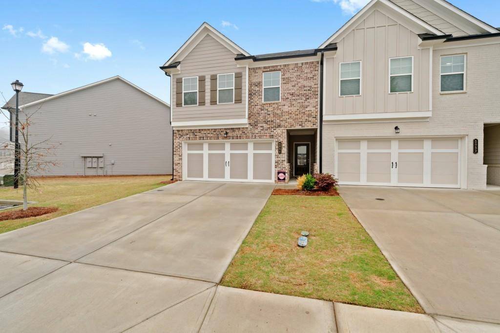 Oakwood, GA 30566,5056 Silver Fox TRL