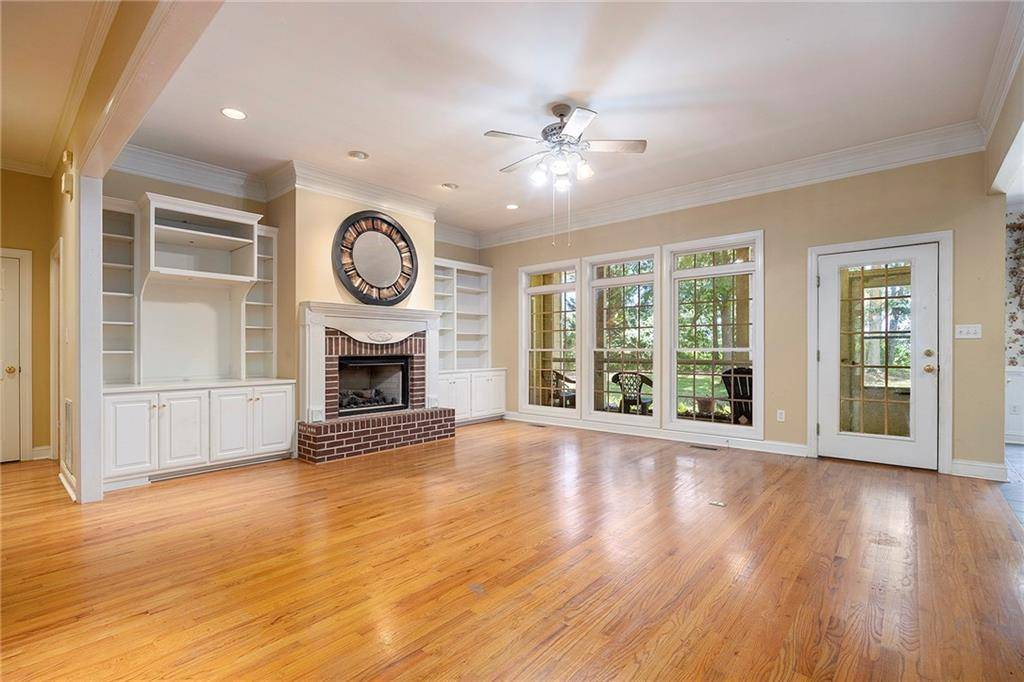 Hull, GA 30646,299 STONE CREEK DR