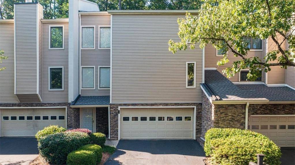 Sandy Springs, GA 30328,12 Basswood Circle