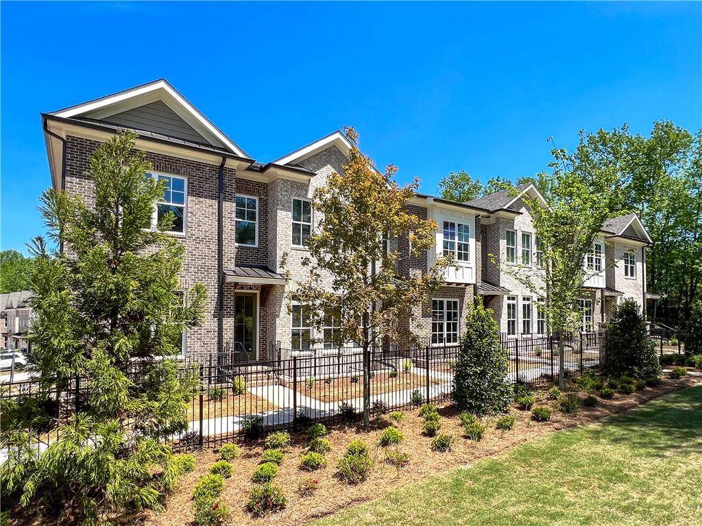 Johns Creek, GA 30022,622 Goldsmith CT #106