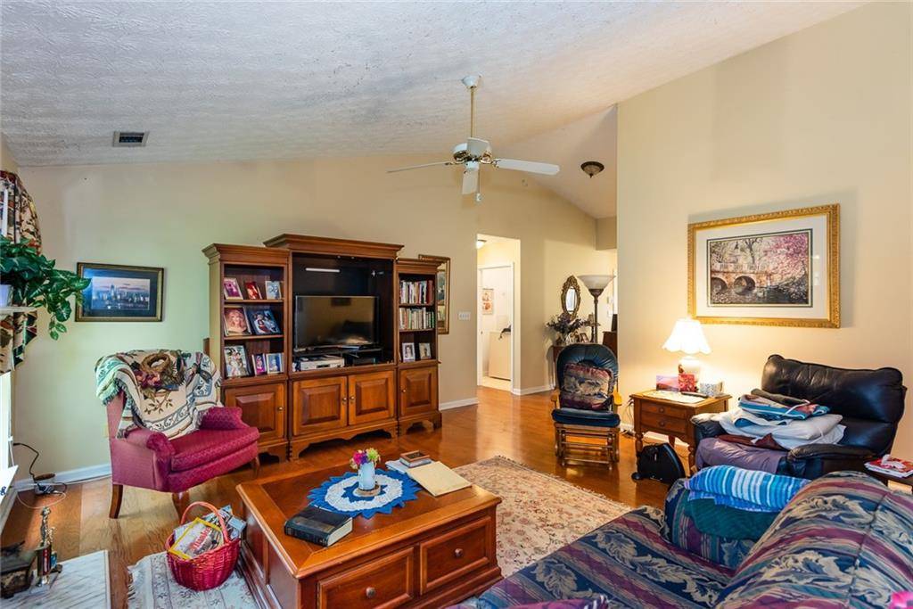 Lilburn, GA 30047,5222 Sterling Trace DR