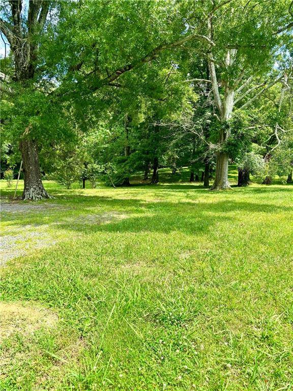 Calhoun, GA 30701,439 Cash RD NE