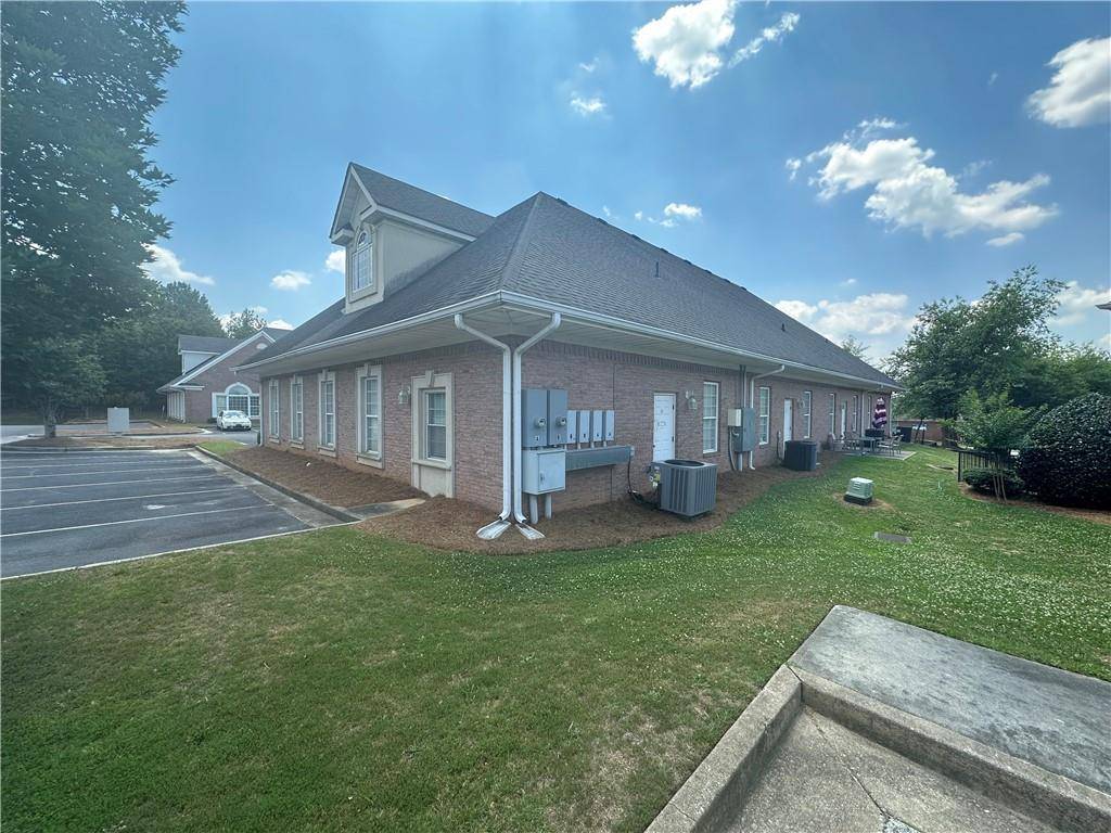 Conyers, GA 30094,1255 Commercial DR SW