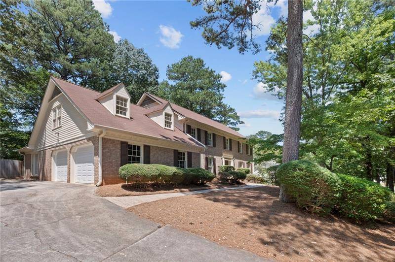 Atlanta, GA 30338,5018 Shadow Glen CT