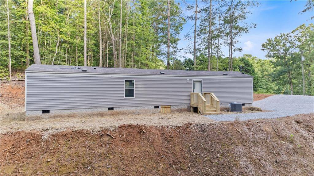 Ellijay, GA 30540,276 garner LN