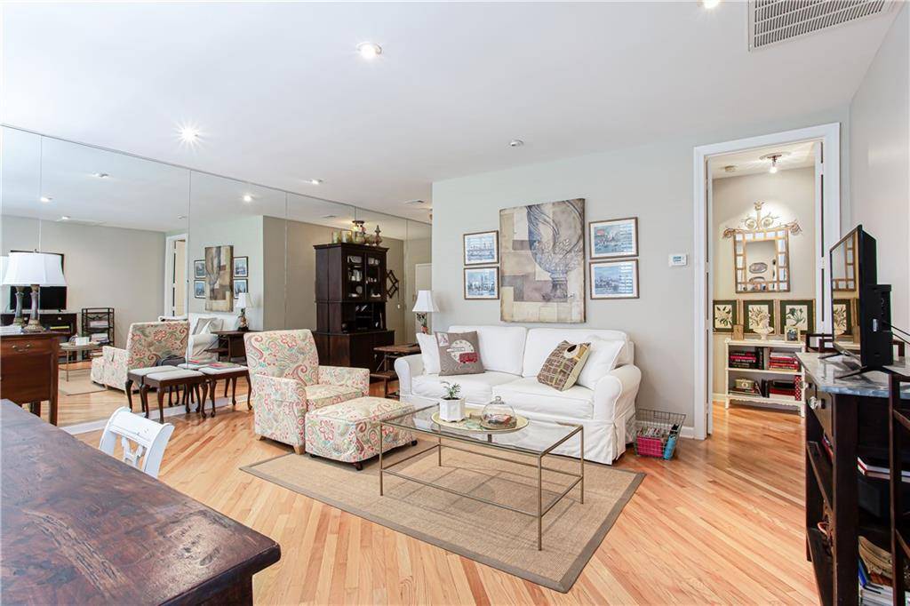 Atlanta, GA 30309,1421 Peachtree ST NE #514