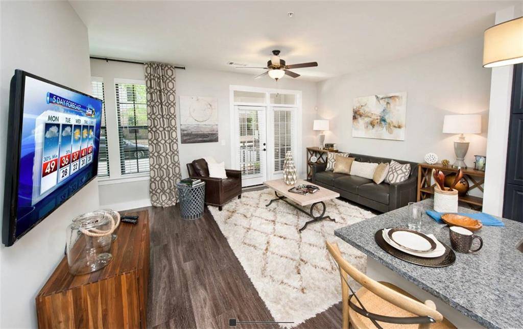 Atlanta, GA 30309,222 Colonial Homes DR #2516