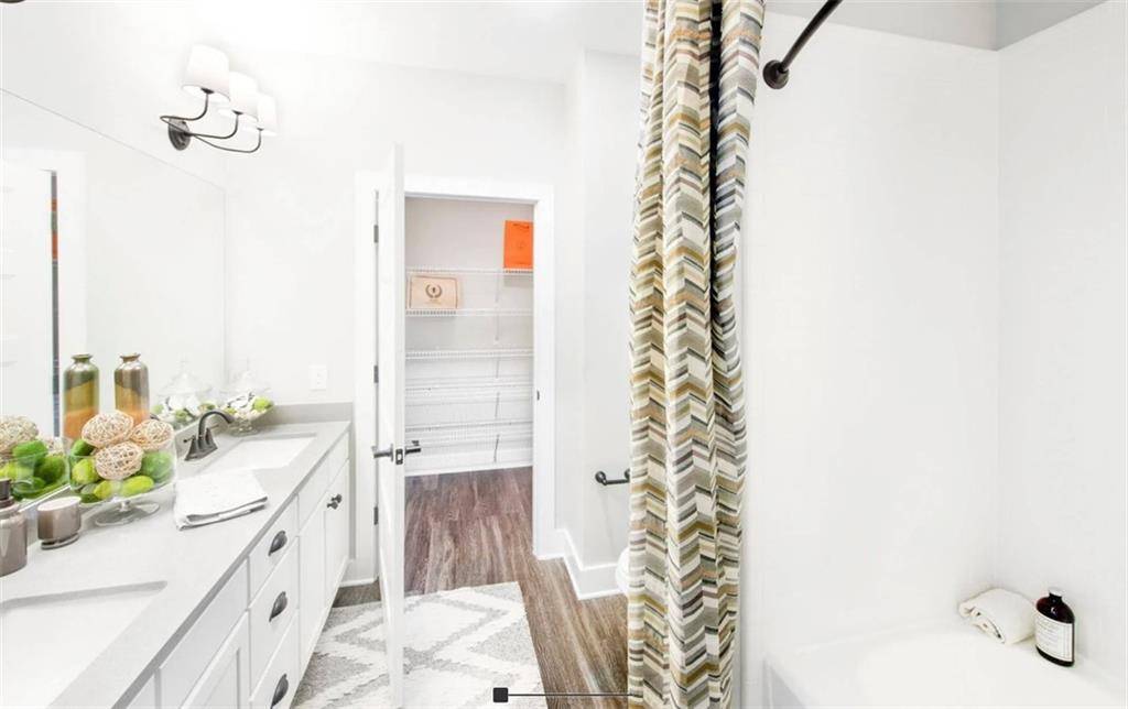 Atlanta, GA 30309,222 Colonial Homes DR #2516