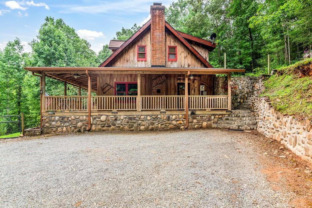 Ellijay, GA 30536,231 Daisy LN