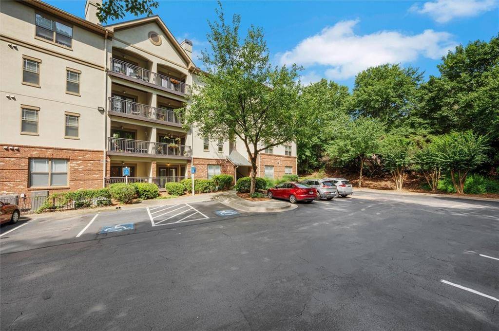 Atlanta, GA 30342,5559 Glenridge DR #1307