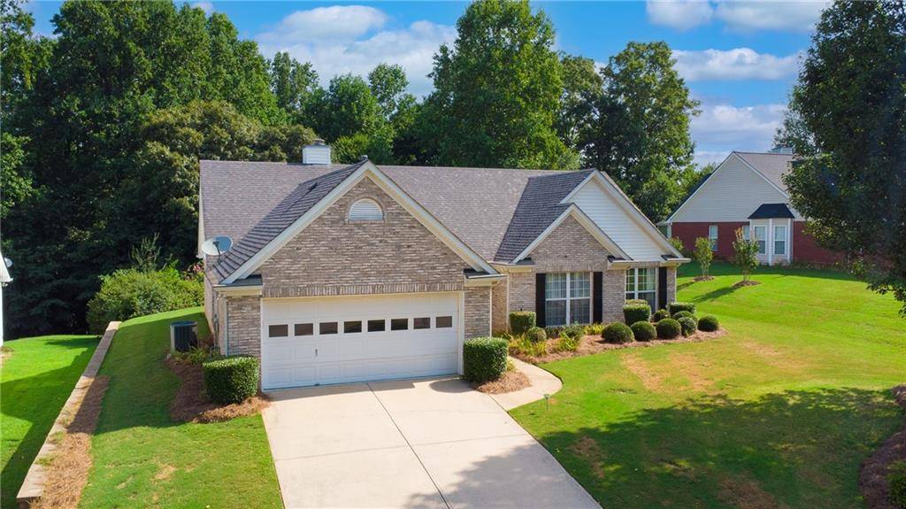 Flowery Branch, GA 30542,6172 Glen Oak DR