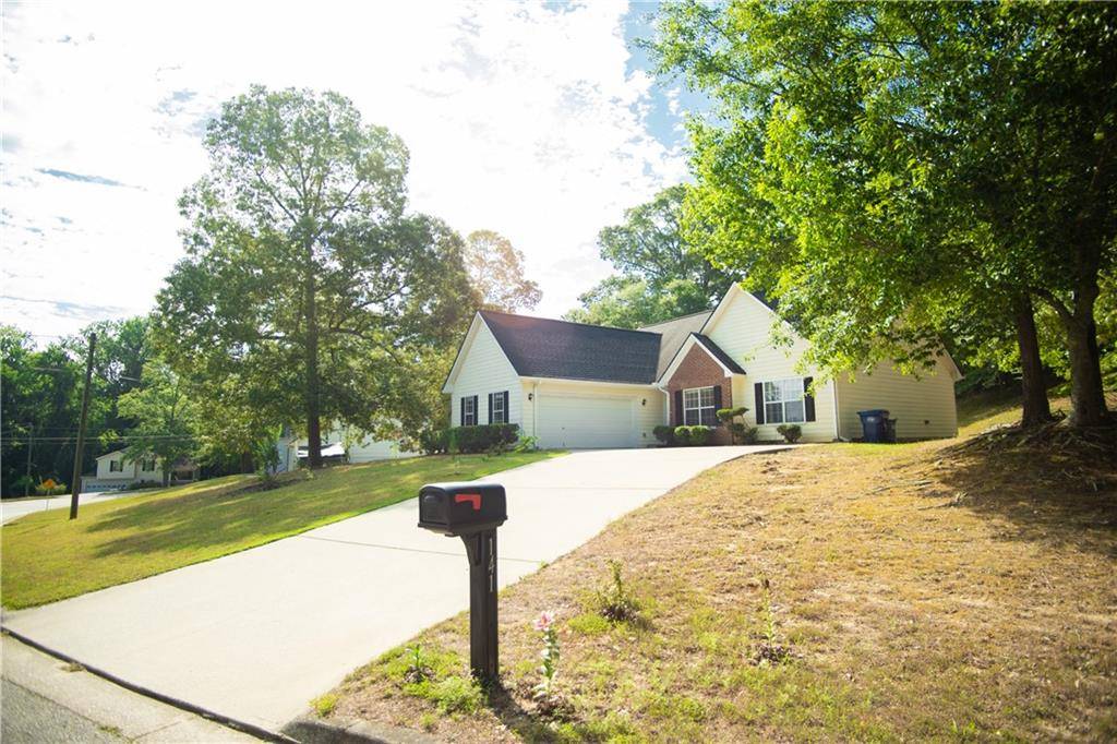 Winder, GA 30680,141 Williamsburg WAY