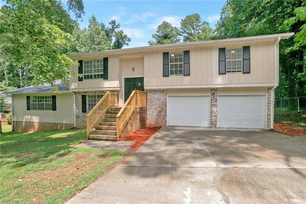 Stone Mountain, GA 30087,467 Pineburr LN