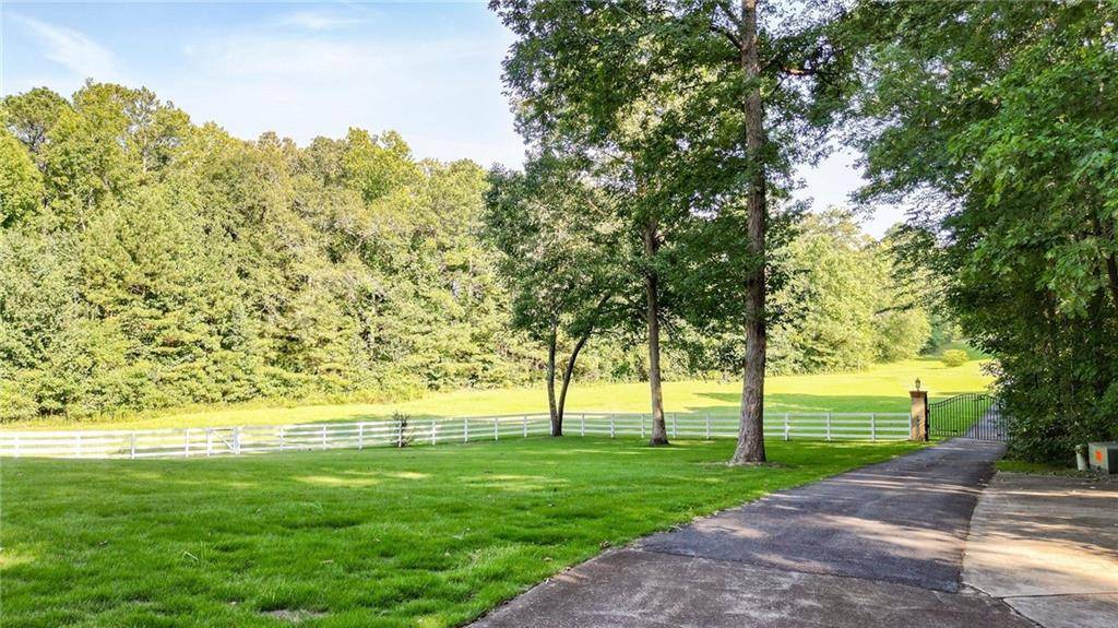 Woodstock, GA 30188,2269 E Cherokee DR