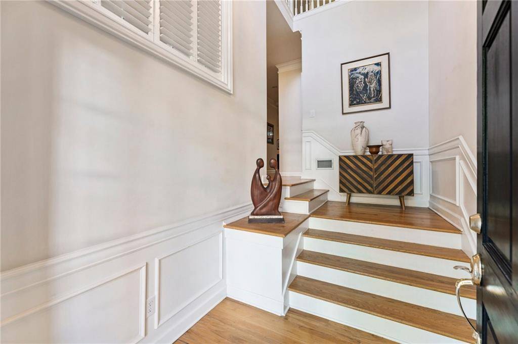 Atlanta, GA 30328,13 CARRINGTON WAY